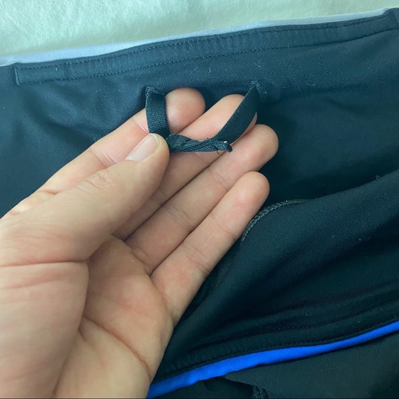 Lululemon Black / Tricolored Shorts Size 6 - Picture 11 of 16